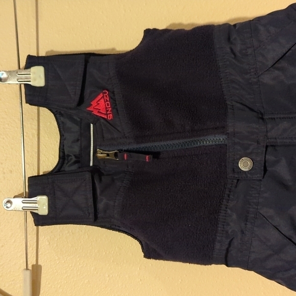 Snozu 2T Boys Snowbib Adjustable Velcro Strap Pockets Velcro Closure Unisex - Picture 1 of 11